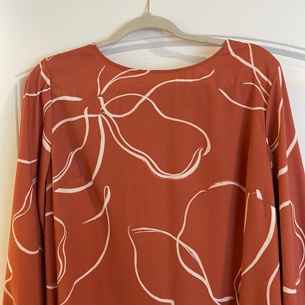 Peach longsleeved dress 🍑 🌸